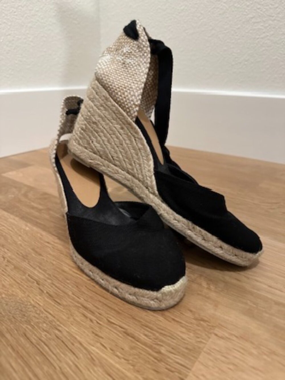 Castaner Espadrilles- Black tie up - Picture 2 of 4